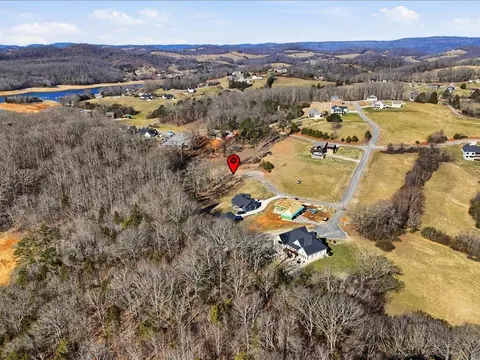 141 Red Cloud Ln, Rutledge, TN 37861 photo 10
