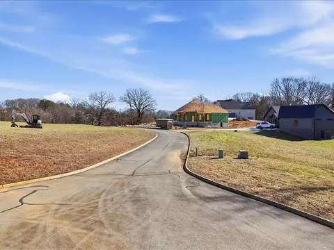 141 Red Cloud Ln, Rutledge, TN 37861 photo 3