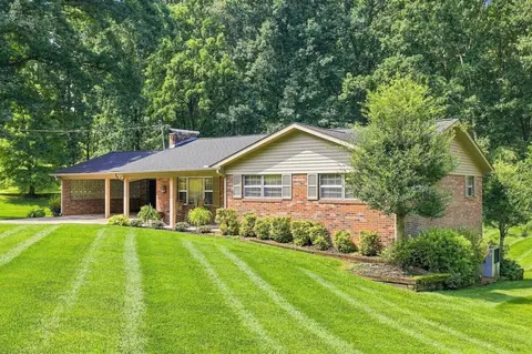 Exterior - 723 Whippoorwill Dr, Talbott, TN 37877 photo 2 of 18