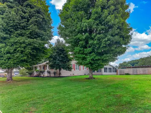 Exterior - 7403 Travis Rd, Talbott, TN 37877 photo 15 of 16