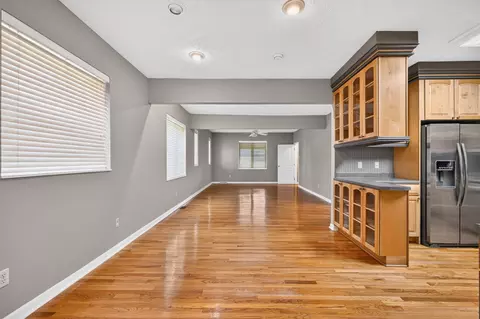 Living - 7403 Travis Rd, Talbott, TN 37877 photo 4 of 6