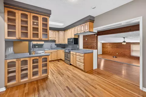 Kitchen - 7403 Travis Rd, Talbott, TN 37877 photo 2 of 3