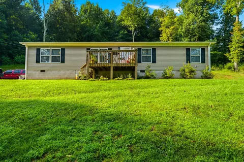 7812 Stagecoach Rd, Whitesburg, TN 37891