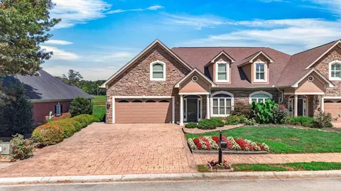 247 Lochmere Dr, Morristown, TN 37814