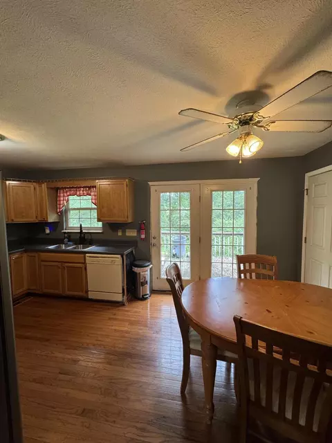 Kitchen - 2302 West Rd, Talbott, TN 37877 photo 2 of 3