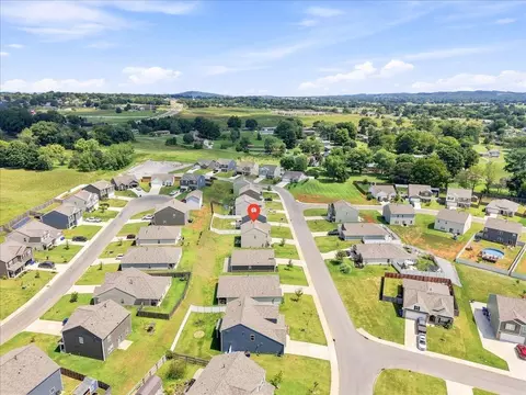 View/Area - 1032 Evan Ct, Talbott, TN 37877 photo 7 of 10