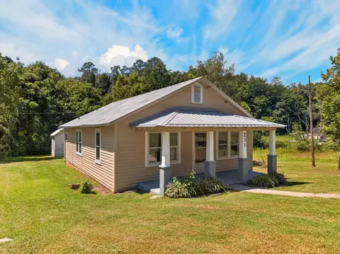 Exterior - 231 N White Pine Rd, Talbott, TN 37877 photo 4 of 6