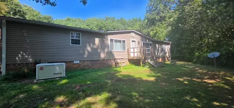 565 Stone Mountain Rd, Bulls Gap, TN 37711