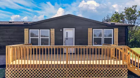 120 Bacon Rd, Rogersville, TN 37857