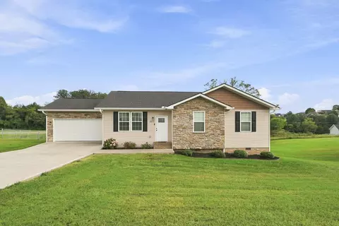 405 Sunrise Ridge Dr, Jefferson City, TN 37760
