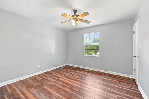 Bedroom - 5948 Doug Ln, Talbott, TN 37877 photo 1 of 6