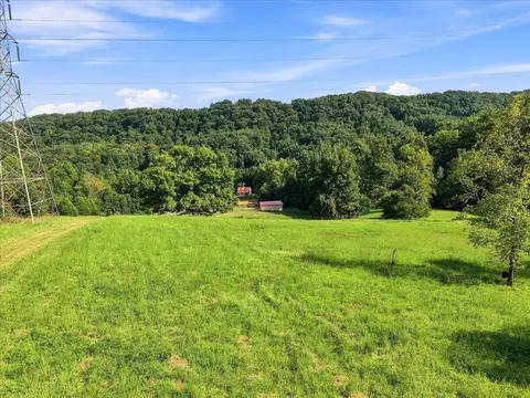 Exterior - 9705 Hogskin Rd, Corryton, TN 37721 photo 18 of 20