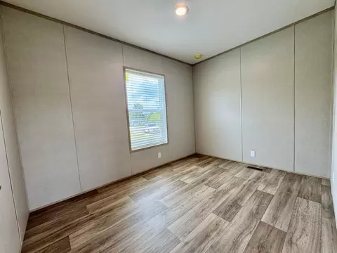 Bedroom - 514 N White Pine Rd, Talbott, TN 37877 photo 3 of 5