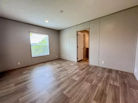 Bedroom - 514 N White Pine Rd, Talbott, TN 37877 photo 1 of 5