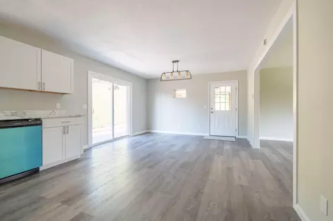 Living - 6545 Damascus Cir, Talbott, TN 37877 photo 6 of 6