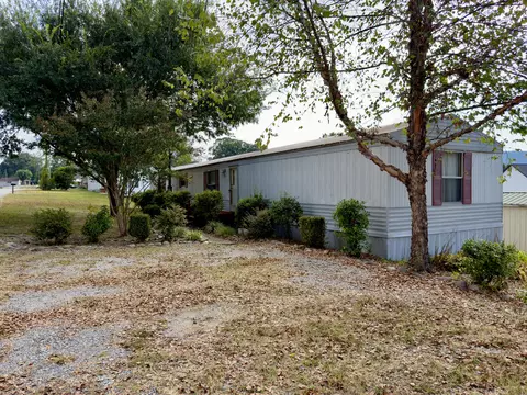 Exterior - 167 Hightower Rd, Bean Station, TN 37708 photo 4 of 5