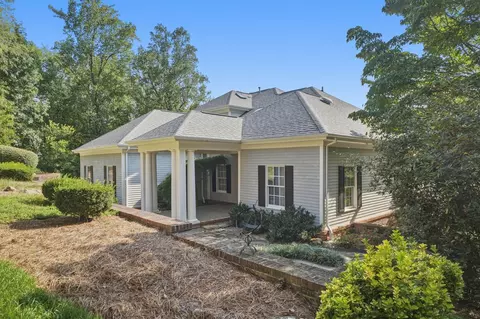 1532 Zimmerman Dr, Morristown, TN 37814
