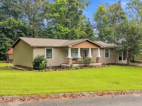 3640 Nena Cir, Morristown, TN 37814