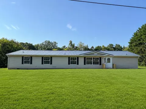10326 Patsy Cline Way, Strawberry Plains, TN 37871