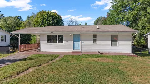 1327 Carmichael St, Morristown, TN 37814