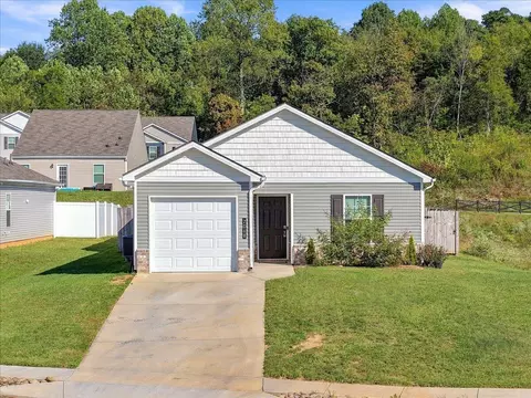 2068 Southwood Cir, Morristown, TN 37814