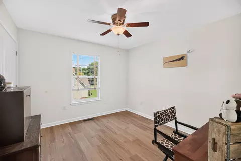 Bedroom - 8016 S Pointe Dr, Talbott, TN 37877 photo 7 of 8