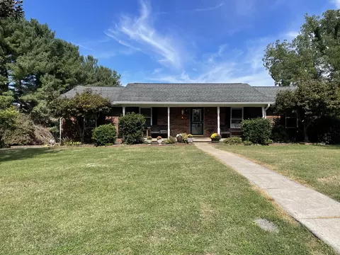 1355 Clinch View Cir, Jefferson City, TN 37760