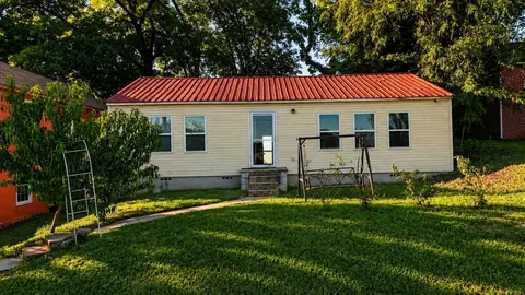 211 E 2nd North St, Morristown, TN 37814