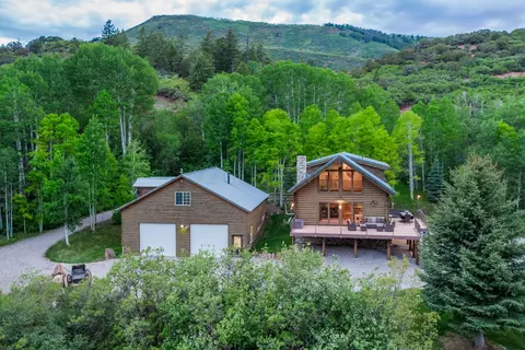 9273 Brush Creek Rd, Eagle, CO 81631 photo 2