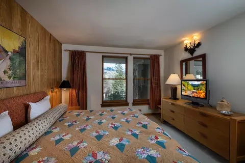 600 Vail Valley Dr #E 9, Vail, CO 81657 photo 10