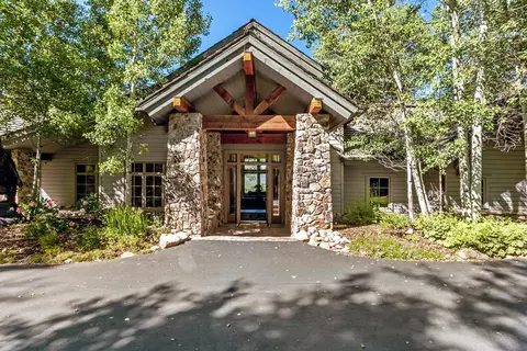 732 Forest Trl, Edwards, CO 81632 photo 1