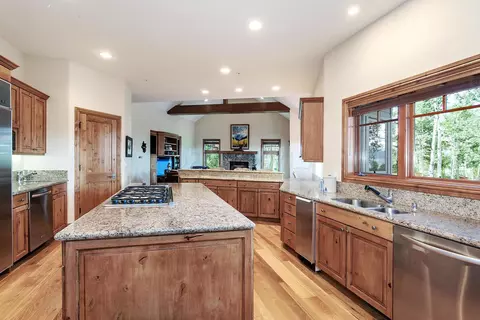 732 Forest Trl, Edwards, CO 81632 photo 9