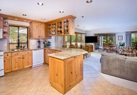 1650 Fallridge Rd #406, Vail, CO 81657 photo 5