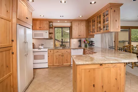 1650 Fallridge Rd #406, Vail, CO 81657 photo 6