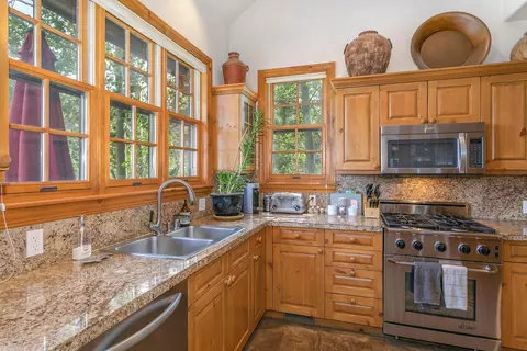 155 Bermuda Dr, Edwards, CO 81632 photo 8
