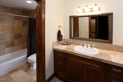 186 Ewing St, Eagle, CO 81631 photo 8