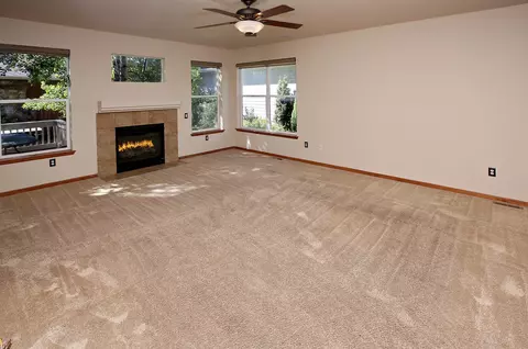 186 Ewing St, Eagle, CO 81631 photo 2