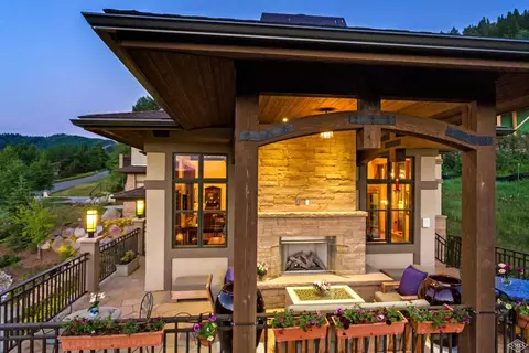 589 Eagle Dr, Avon, CO 81620 photo 12