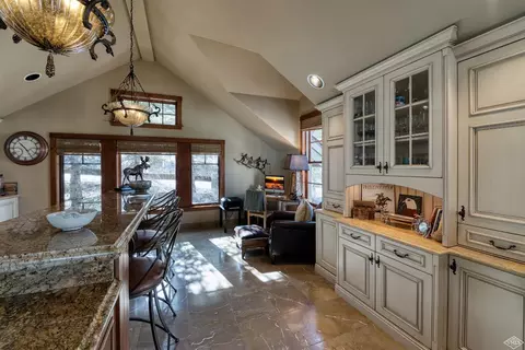434 Cresta Rd, Edwards, CO 81632 photo 9