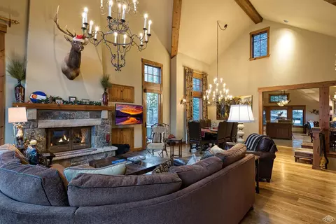 434 Cresta Rd, Edwards, CO 81632 photo 3