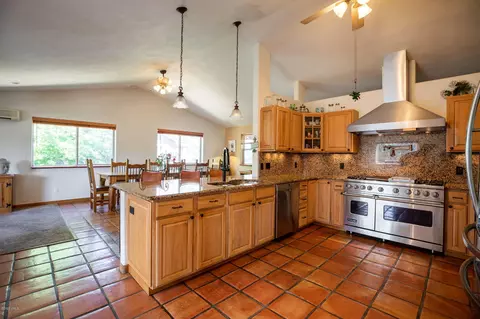 266 Ring Nck, Eagle, CO 81631 photo 4