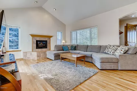 122 Ring Nck, Eagle, CO 81631 photo 4