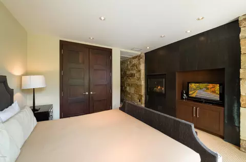 745 Forest Rd #B, Vail, CO 81657 photo 13