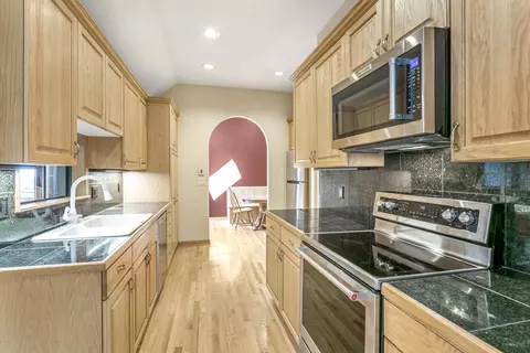 405 Howard St, Eagle, CO 81631 photo 4