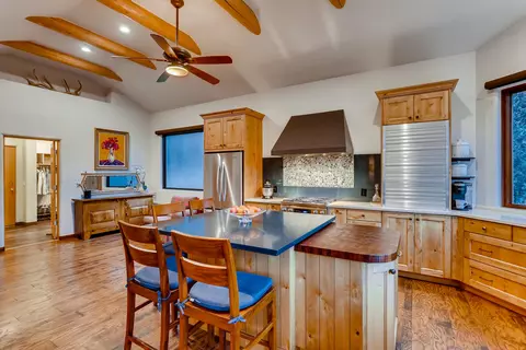 451 Rawhide Rd, Edwards, CO 81632 photo 9