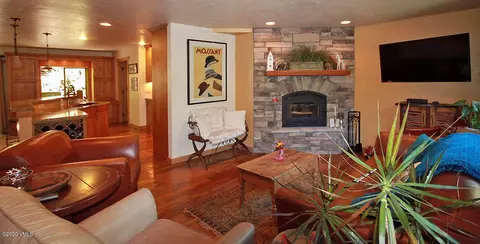 3910 Fall Line Dr #17, Vail, CO 81657 photo 3