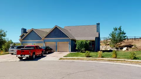 531 E Second St, Eagle, CO 81631 photo 3