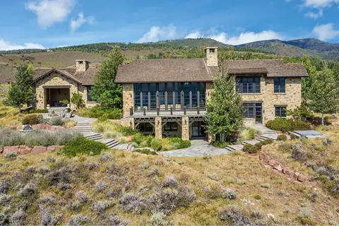 587 Paintbrush, Avon, CO 81620 photo 3