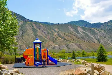 102 Brook Trout Loop, Gypsum, CO 81637 photo 17