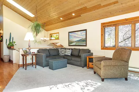 609 Washington St, Eagle, CO 81631 photo 6